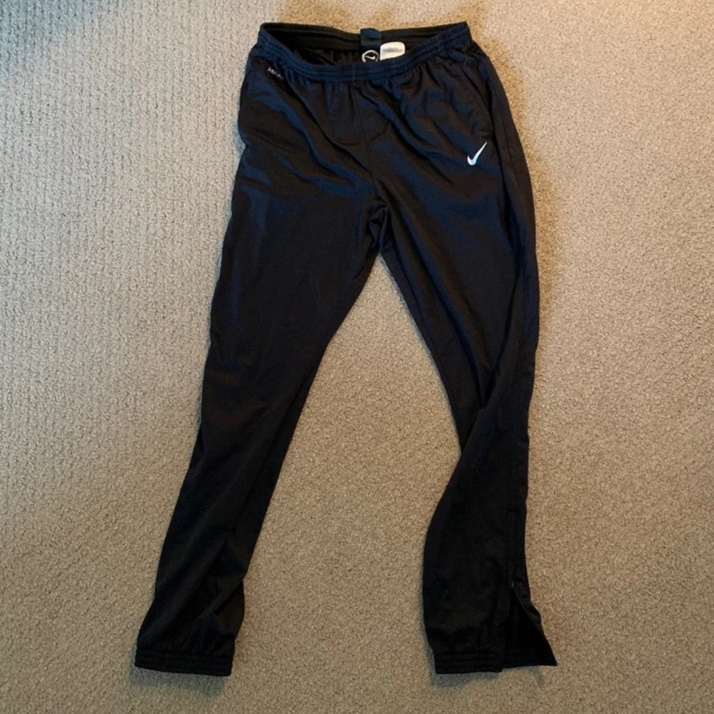 Large Nike soccer sweats